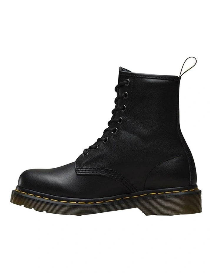 1460 8 Eye Boot Nappa in Black