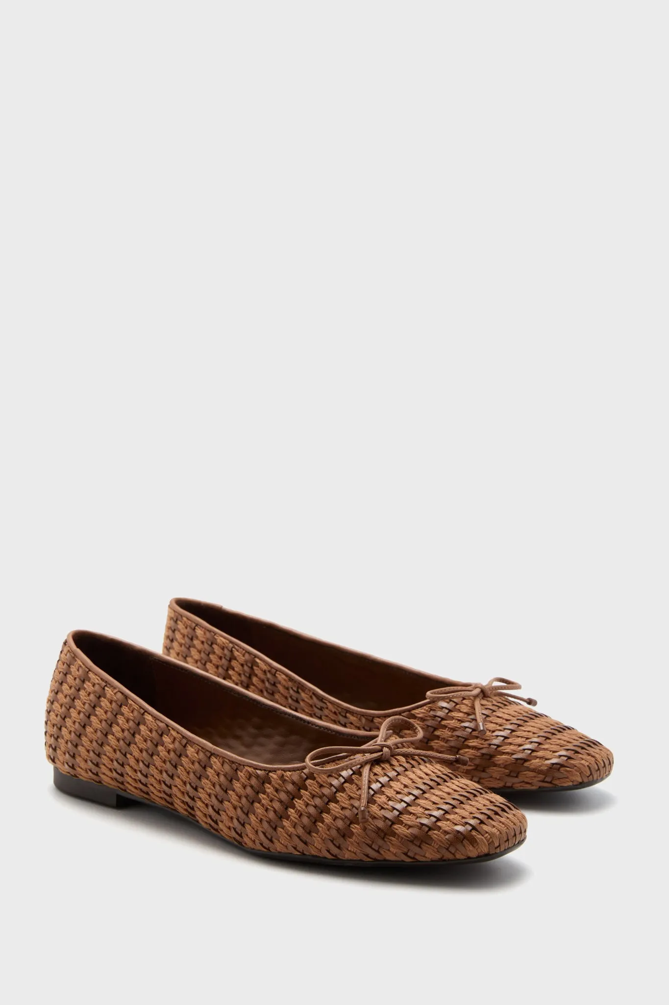 Caramel Coffee Arissa Straw Flats