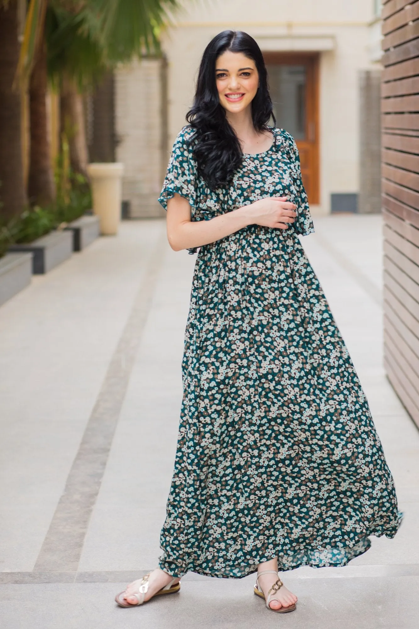 Exquisite Green Berry Maternity & Nursing Flap Dress