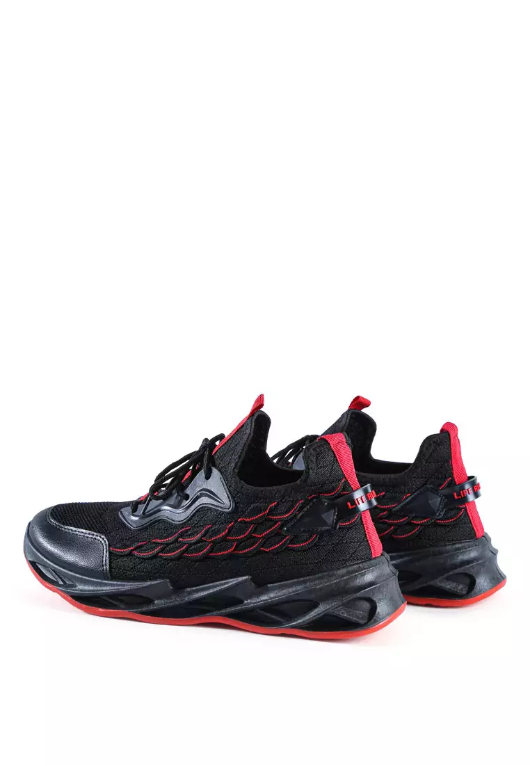 London Rag Fish Scale Goovy Running Trainers in Black