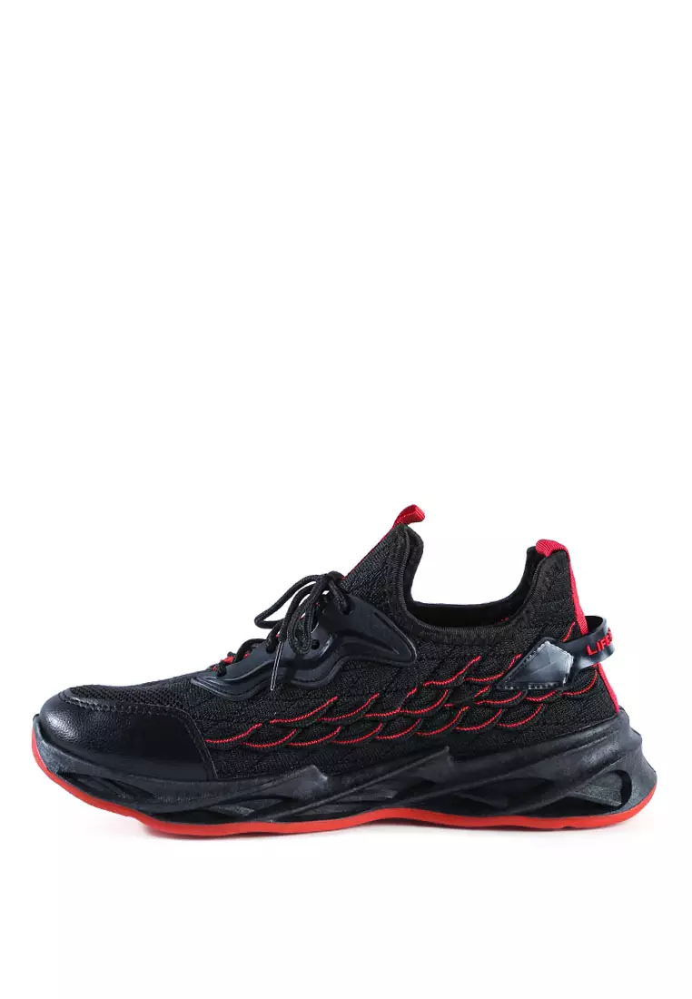 London Rag Fish Scale Goovy Running Trainers in Black