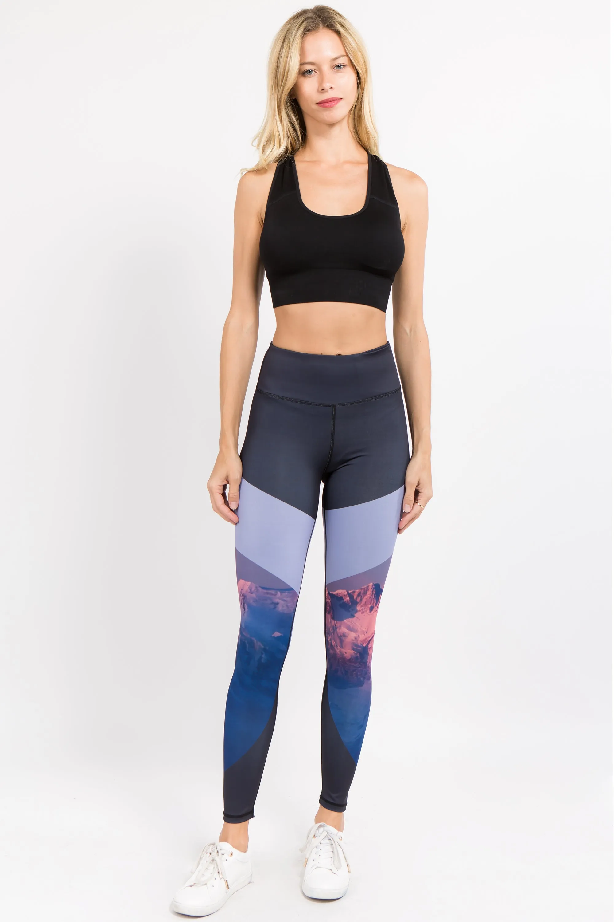 Majestic Mountains Print Active Leggings