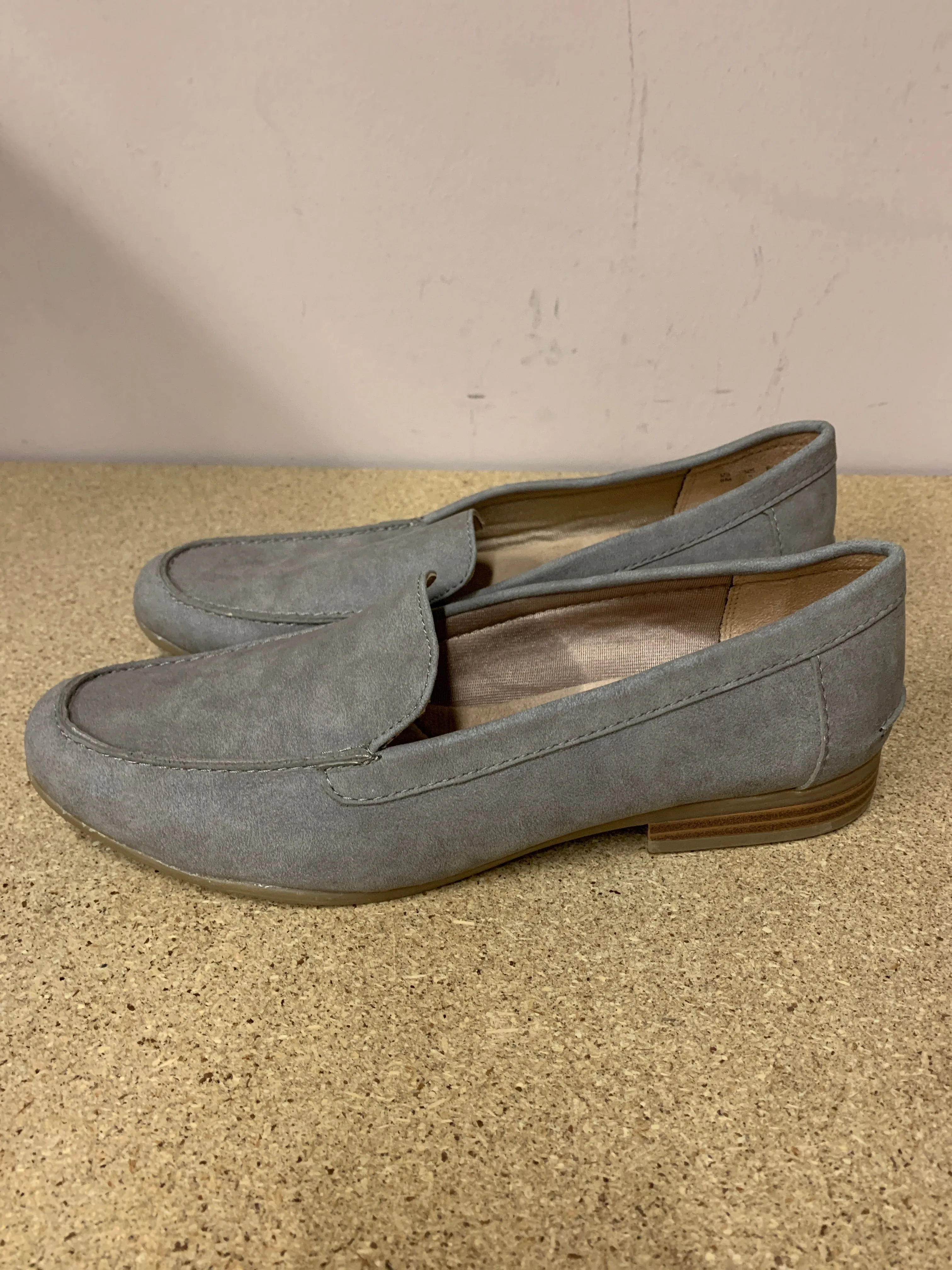 Shoes Flats Ballet By Life Stride  Size: 8