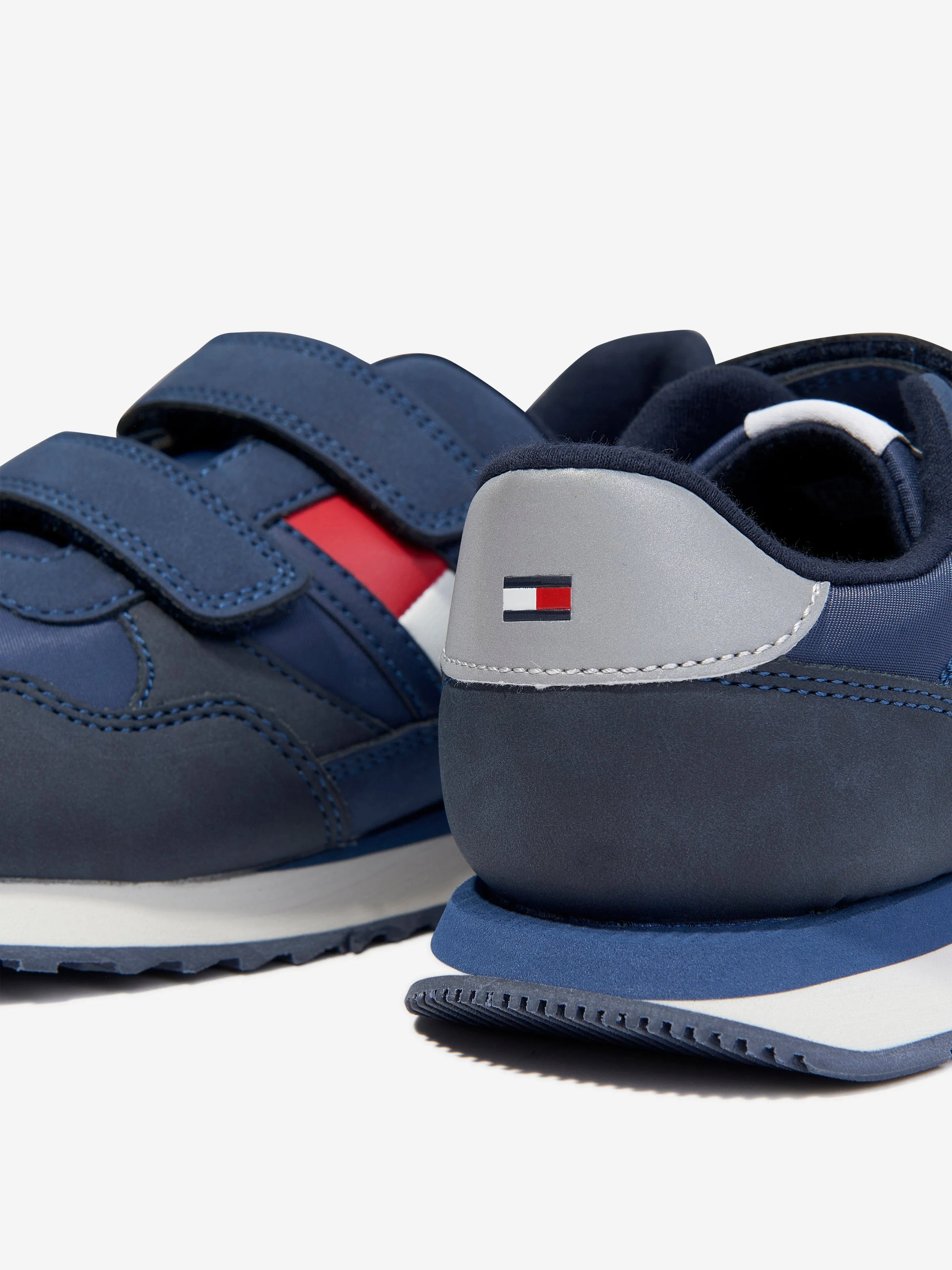 Tommy Hilfiger Boys Flag Low Cut Velcro Trainers in Navy