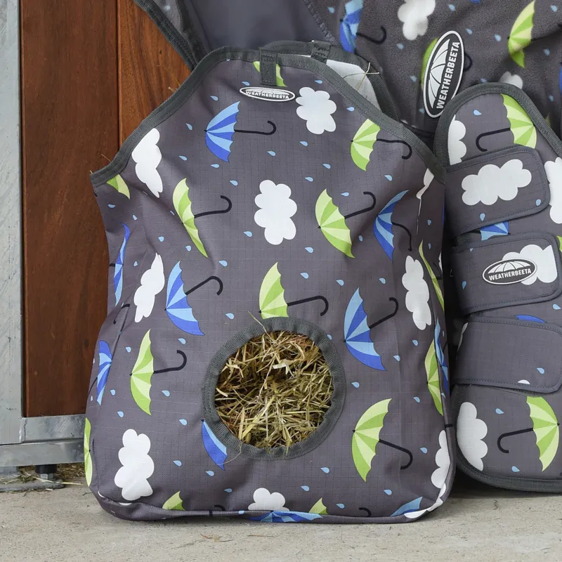 WeatherBeeta Hay Bag - Umbrella Print