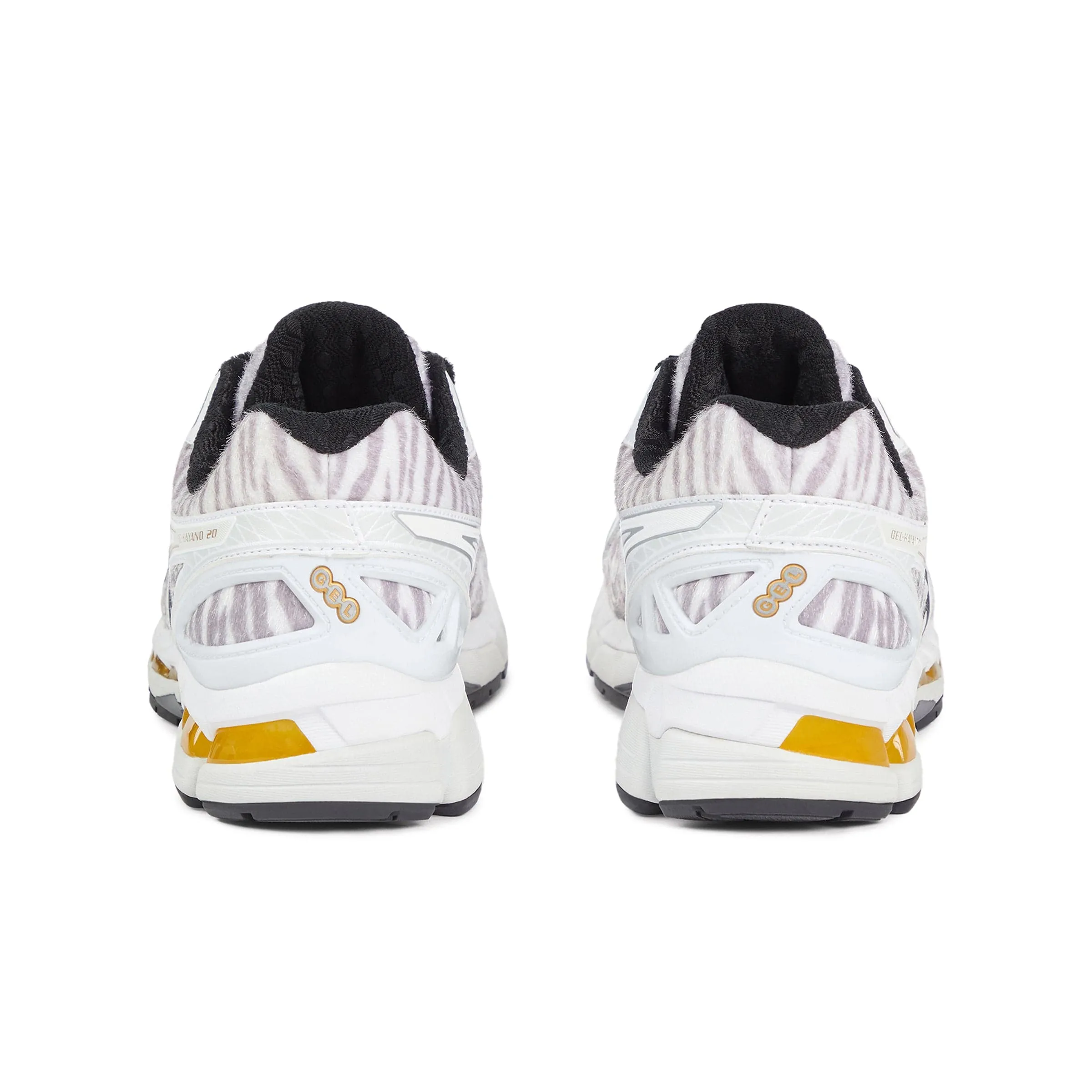 X ASICS LOW TOP SNEAKERS OFF WHITE | Bodega